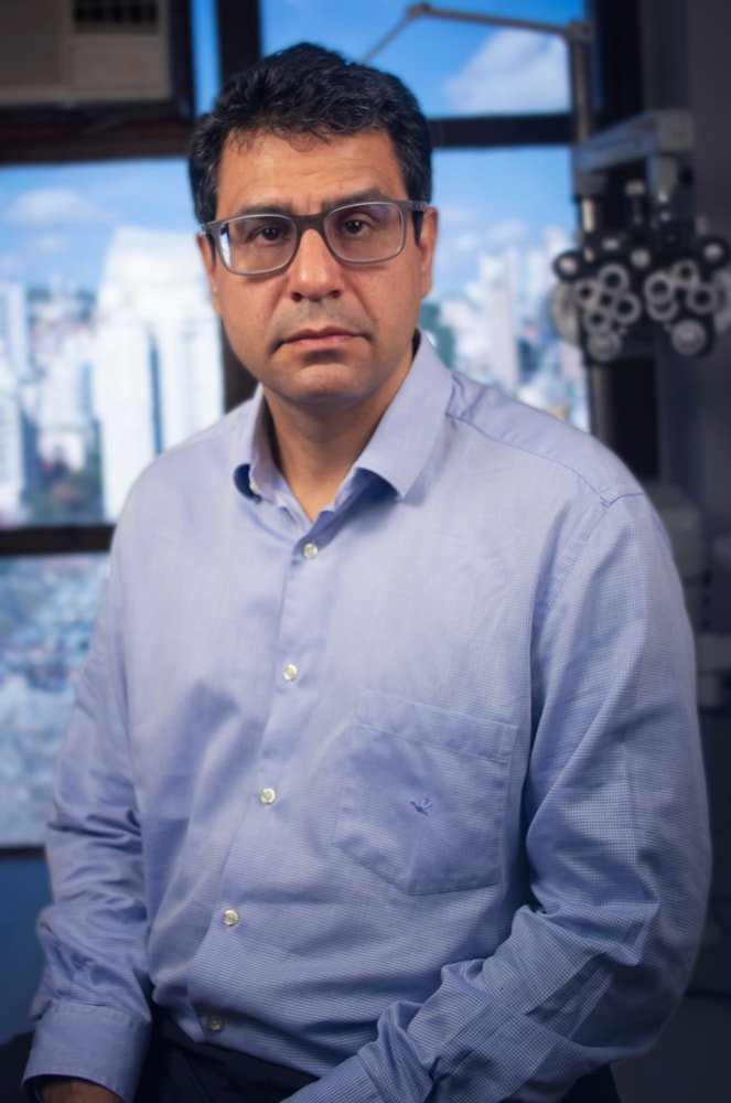 Dr. André Batista Ferreira